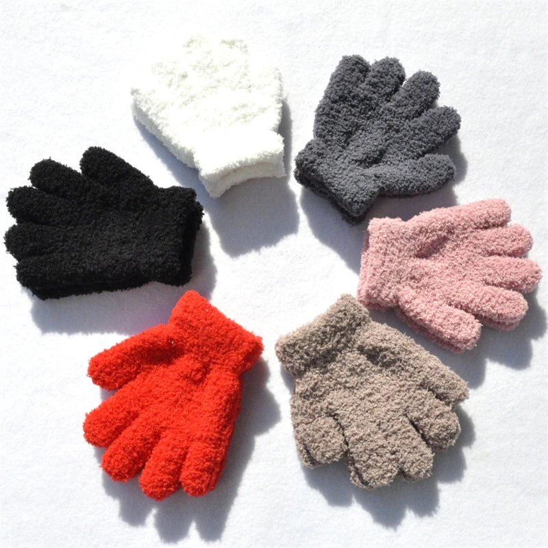 CN Guangdong Plush Baby Winter Gloves Unisex Mittens